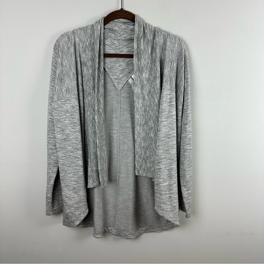 Athleta Nirvana Wear Two Ways Wrap, Marl Grey Heather sz M - Picture 3 of 5